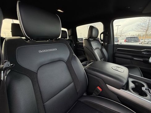 Used 2024 RAM 1500 Laramie image 30