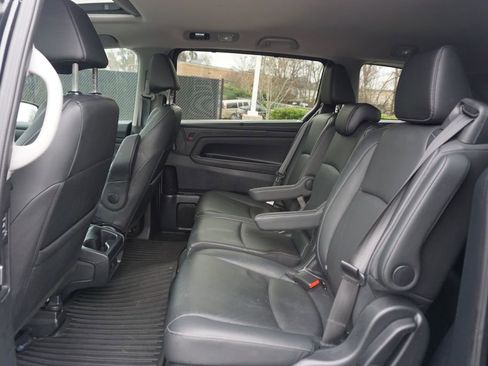 Used 2024 Honda Odyssey EX-L image 12