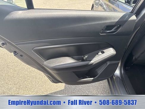 Used 2024 Nissan Altima 2.5 SV FWD image 16