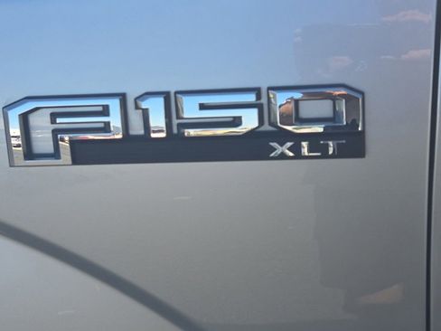 Used 2015 Ford F150 XLT w/ Equipment Group 301A Mid AWD/4WD image 5