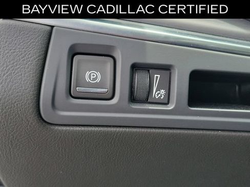 Certified 2024 Cadillac XT5 Luxury FWD image 30