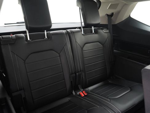 Used 2022 Volkswagen Atlas SEL AWD/4WD image 15