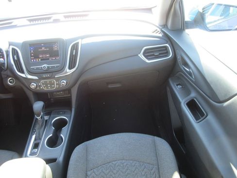 Used 2024 Chevrolet Equinox LT image 17