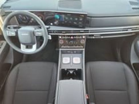 Used 2026 Hyundai Santa Fe SE FWD image 17