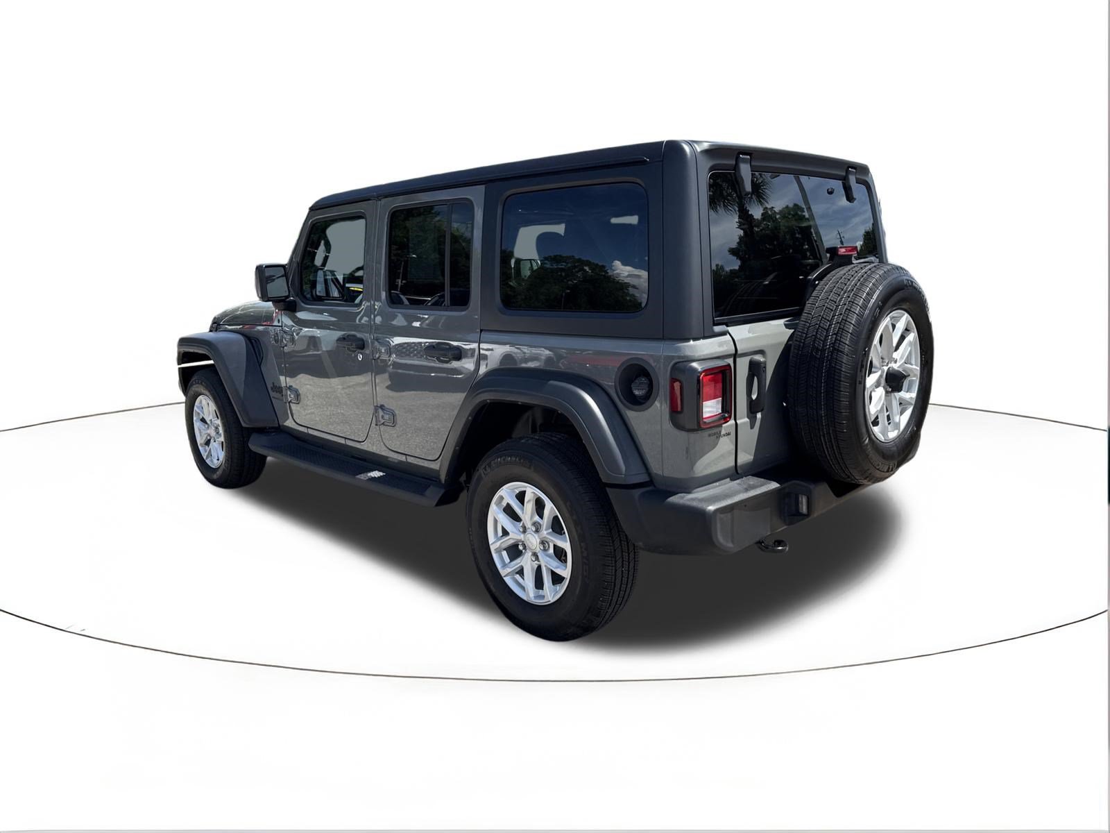 Used 2023 Jeep Wrangler Unlimited Sport AWD/4WD image 5