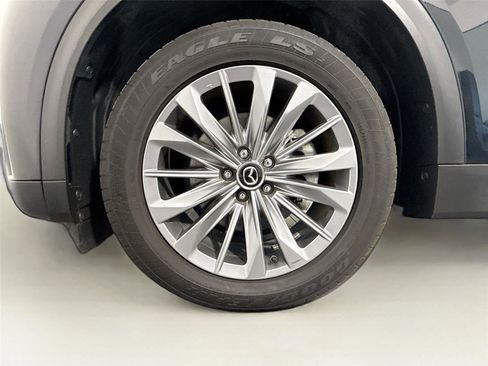 Used 2024 MAZDA CX-90 3.3 Turbo w/ Preferred Plus AWD/4WD image 13