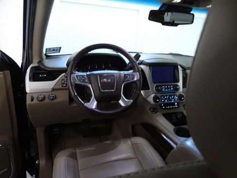 Used 2018 GMC Yukon SLT w/ Open Road Package image 6
