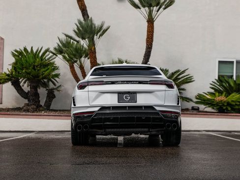 Used 2024 Lamborghini Urus S image 4