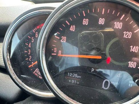 Used 2015 MINI Cooper 4-Door Hardtop FWD image 7