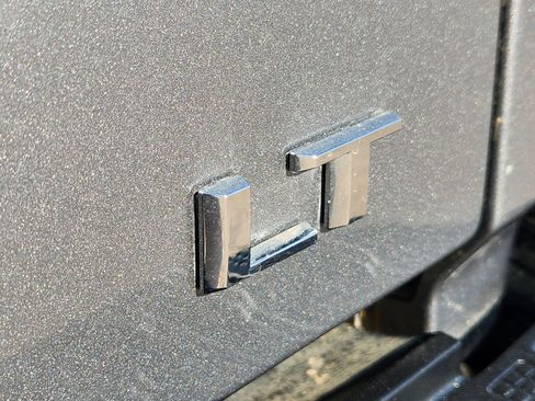 Used 2025 Chevrolet Silverado 1500 LT Trail Boss w/ Convenience Package II image 10