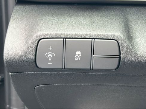 New 2026 Hyundai Elantra SEL Sport w/ Cargo Package FWD image 32