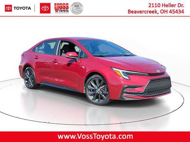 Certified 2024 Toyota Corolla SE image 1