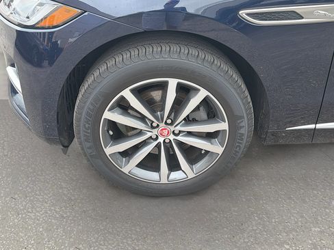 Used 2022 Jaguar F-PACE S AWD/4WD image 42