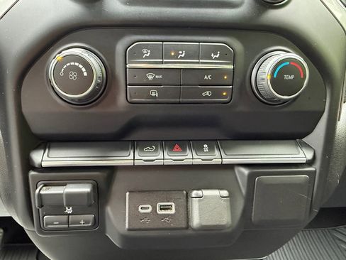 Used 2023 Chevrolet Silverado 2500 LT AWD/4WD image 24
