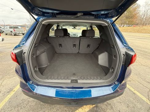 Certified 2023 Chevrolet Equinox LS w/ LS Convenience Package image 5