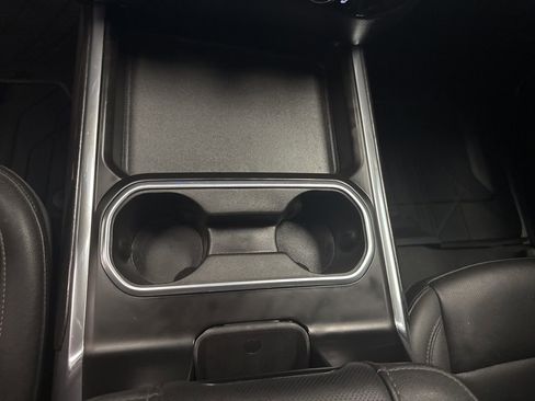 Used 2025 Chevrolet Silverado 2500 LTZ w/ LTZ Premium Package AWD/4WD image 21