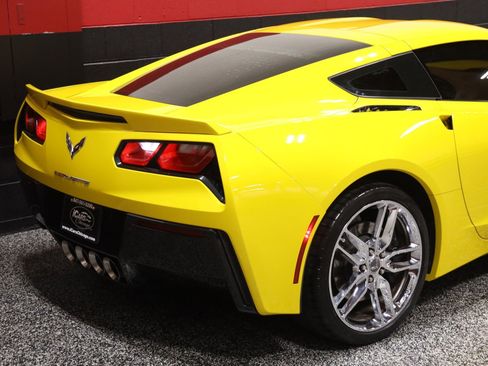 Used 2014 Chevrolet Corvette Stingray Coupe w/ 3LT Preferred Equipment Group RWD image 9