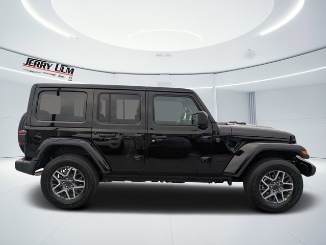 Certified 2026 Jeep Wrangler Unlimited Sahara AWD/4WD image 2