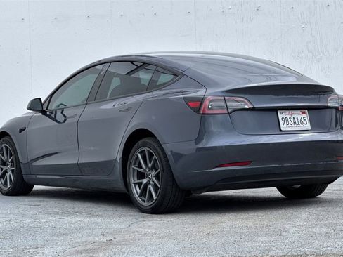 Used 2022 Tesla Model 3 Long Range image 6