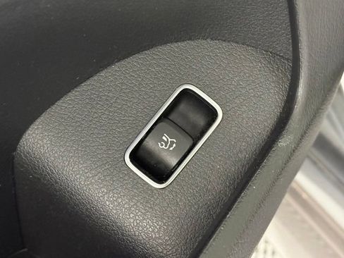 Used 2021 Mercedes-Benz GLE 350 image 26