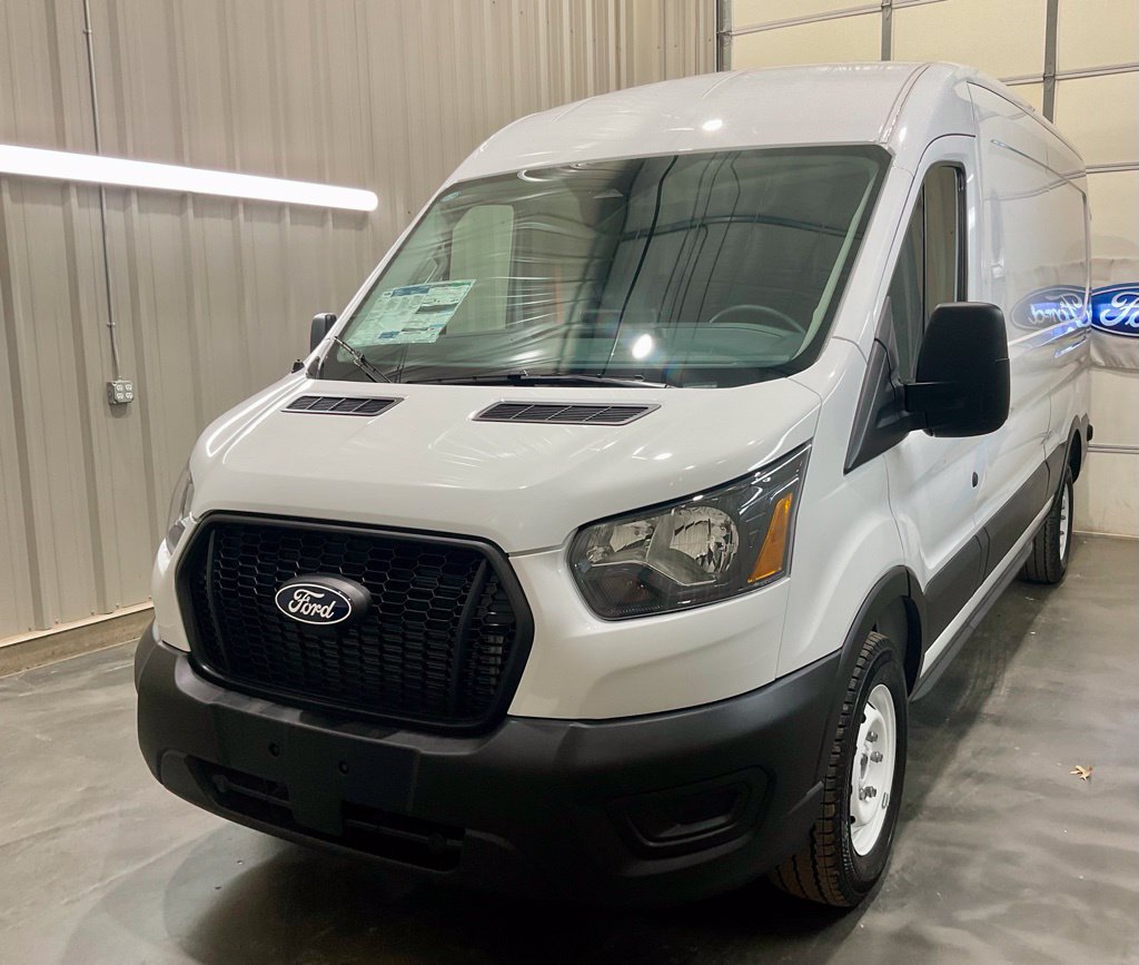 Used 2026 Ford Transit 150 148 Medium Roof w/ Fleet Fuel Economy Package RWD image 3