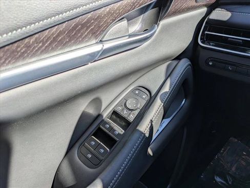 Used 2024 INFINITI QX60 Autograph image 18