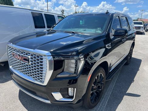 Used 2022 GMC Yukon Denali AWD/4WD image 2