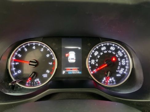 Used 2019 Toyota RAV4 LE w/ All Weather Liner Package FWD image 24
