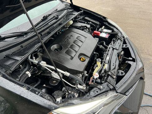 Used 2019 Toyota Corolla XSE FWD image 33