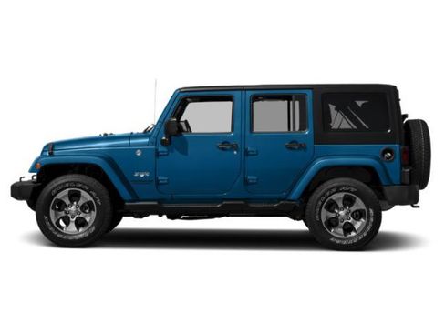 Used 2015 Jeep Wrangler Unlimited Sahara w/ Dual Top Group AWD/4WD image 6