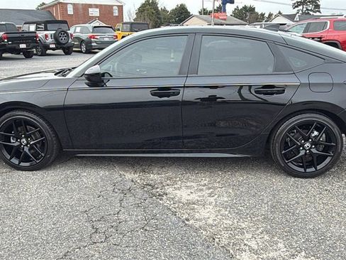 Used 2023 Honda Civic Sport image 8