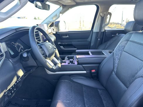 Used 2022 Toyota Tundra Limited image 16