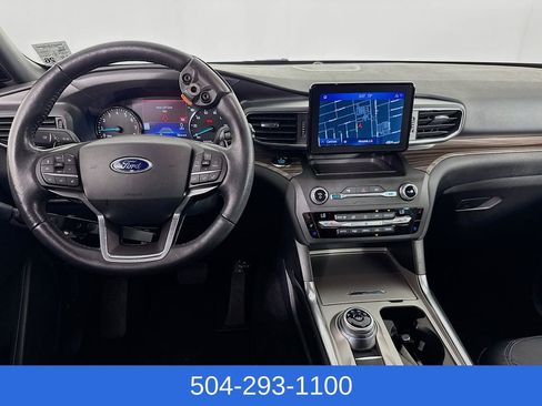 Used 2020 Ford Explorer Limited image 24