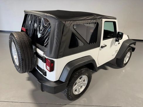 Used 2017 Jeep Wrangler Sport w/ Quick Order Package 24S AWD/4WD image 31