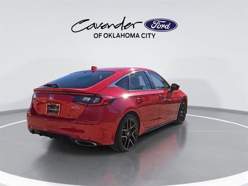 Used 2024 Honda Civic Sport Touring image 8