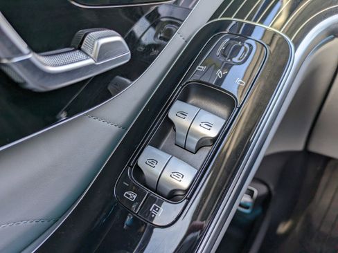 Used 2024 Mercedes-Benz S 580 4MATIC Sedan image 20