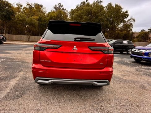New 2026 Mitsubishi Outlander SEL FWD image 7