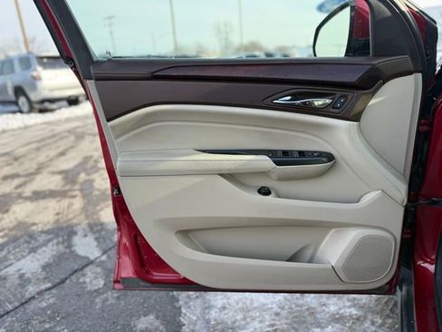 Used 2014 Cadillac SRX Luxury image 14