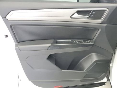 Used 2020 Volkswagen Atlas SE image 18