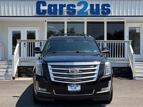 Used 2017 Cadillac Escalade Platinum AWD/4WD image 10