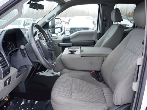 Used 2022 Ford F350 XLT image 15