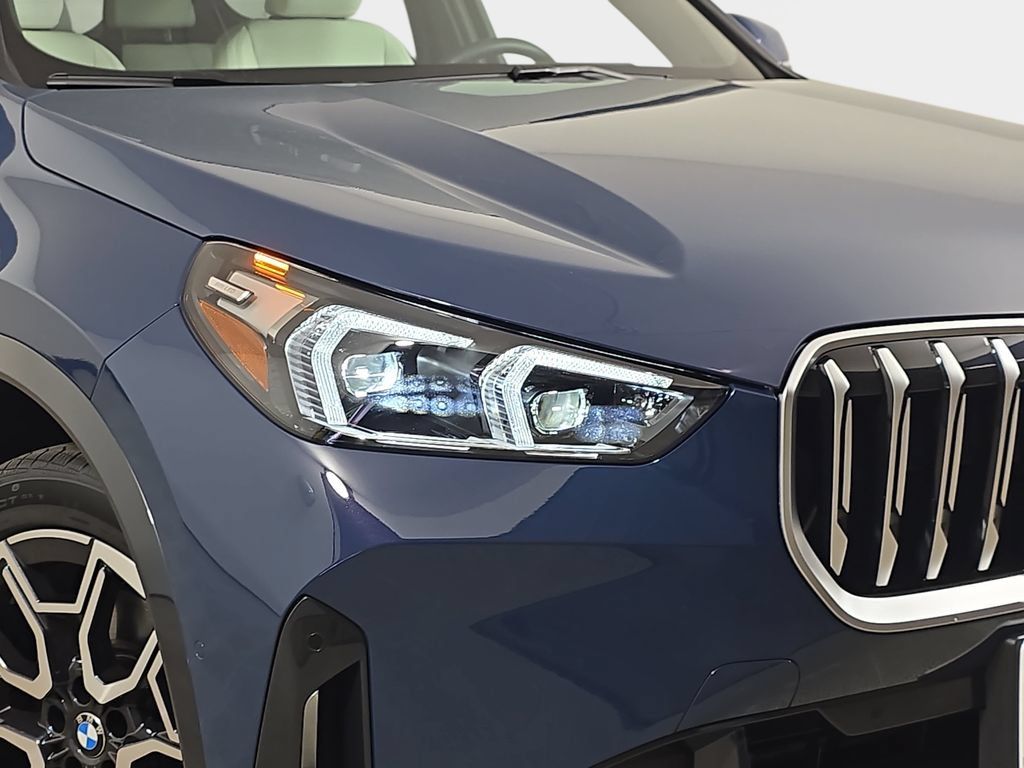 Certified 2026 BMW X1 xDrive28i w/ Technology Package AWD/4WD image 32