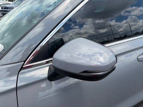 Used 2023 Honda CR-V LX image 57