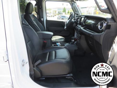 Used 2022 Jeep Wrangler Unlimited Rubicon w/ Xtreme Recon 35" Tire Package AWD/4WD image 51