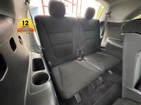 Used 2015 Kia Sorento LX image 18