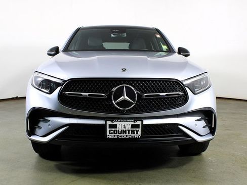 Used 2024 Mercedes-Benz GLC 300 4MATIC image 10