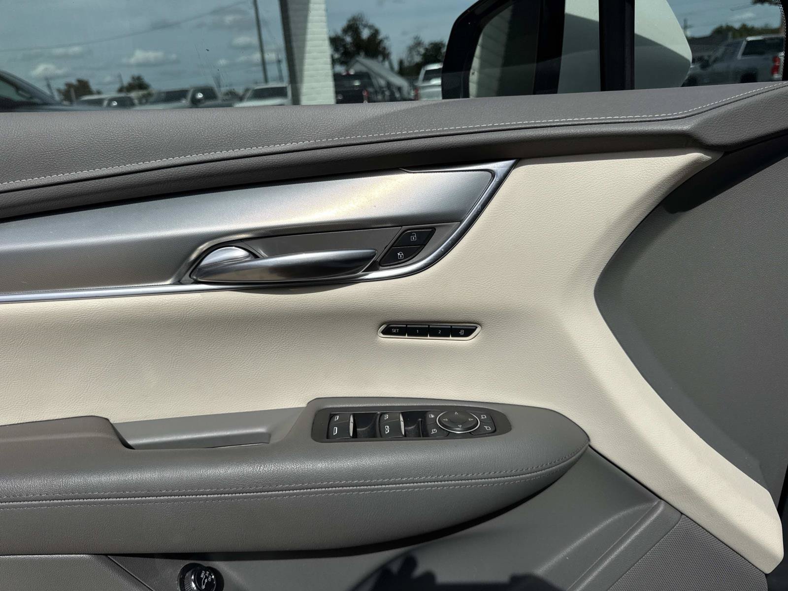Used 2021 Cadillac XT5 Premium Luxury FWD image 20