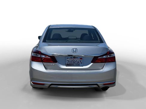 Used 2017 Honda Accord LX image 4