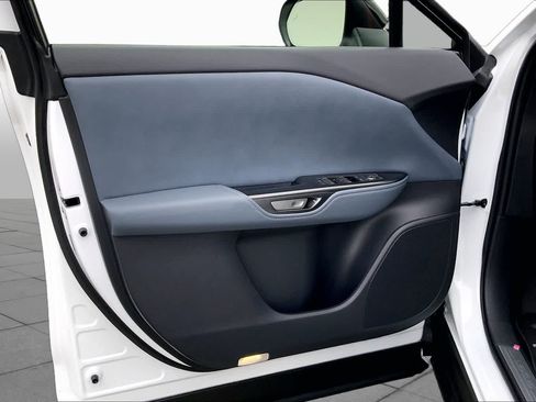 New 2026 Lexus RZ 450e AWD image 10