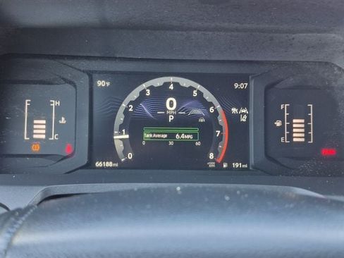 Used 2024 Toyota Tacoma SR5 AWD/4WD image 13